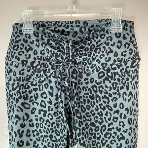 PINK Victoria's Secret Gray Leopard Leggings